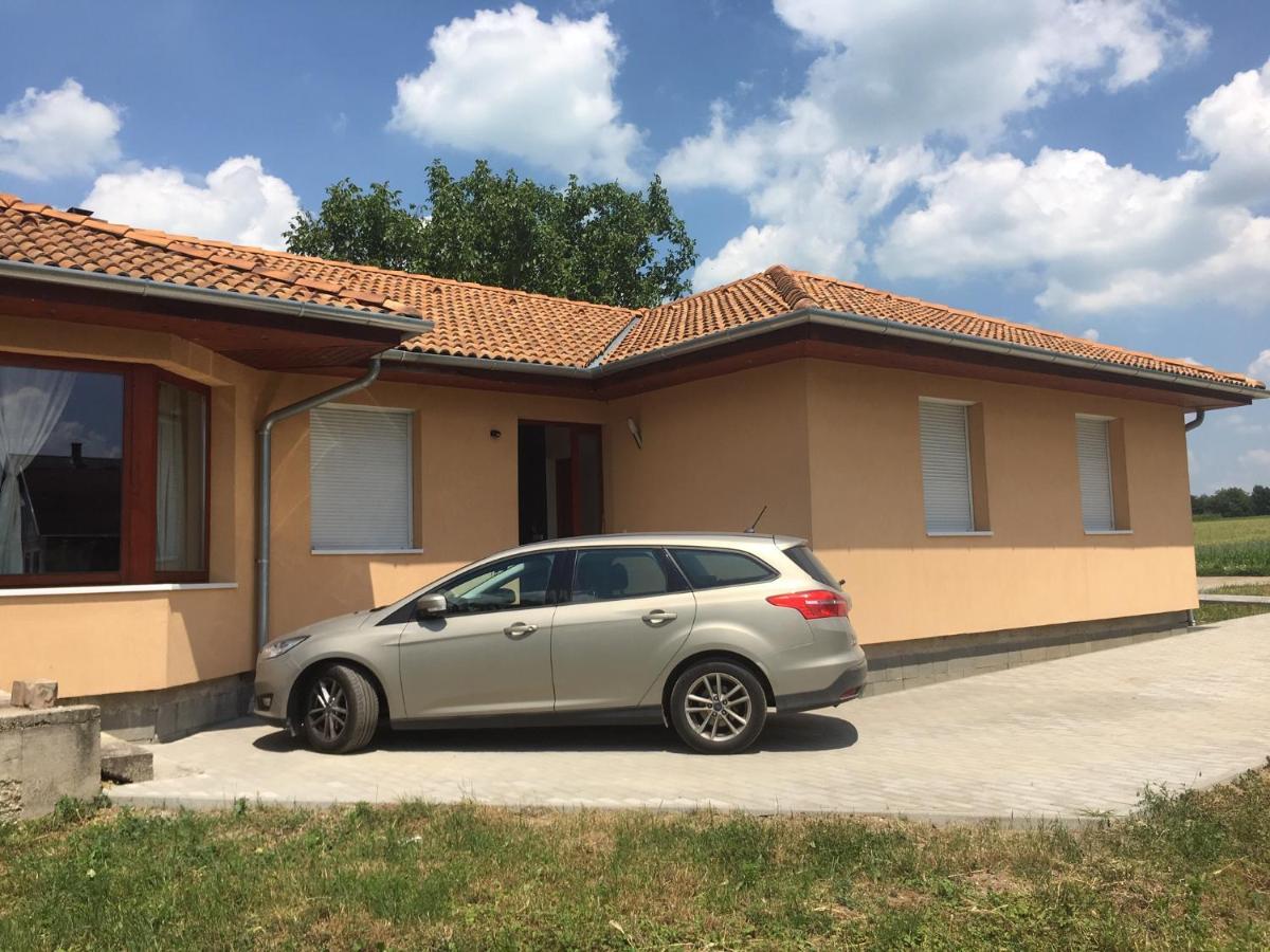 Bb Szabo Villa Balatonboglár Exterior foto